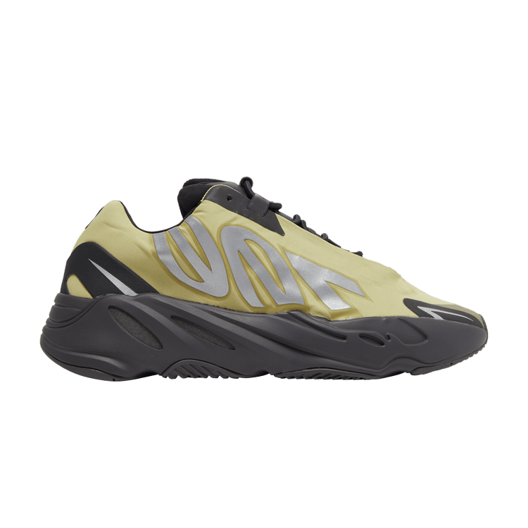 Yeezy Boost 700 Mnvn Resin