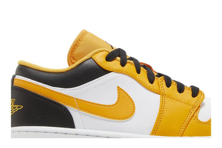 Air Jordan 1 Low Taxi
