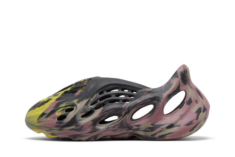Yeezy Foam Runner Mx Carbon