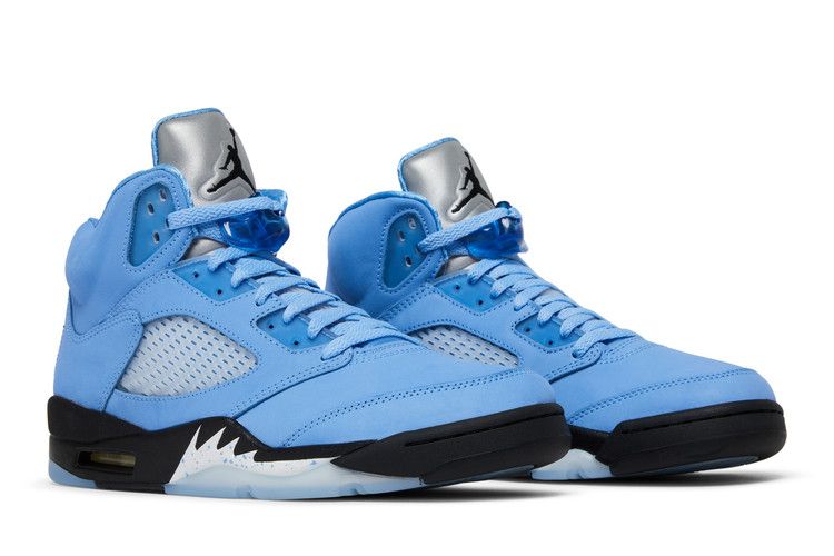 Air Jordan 5 Unc