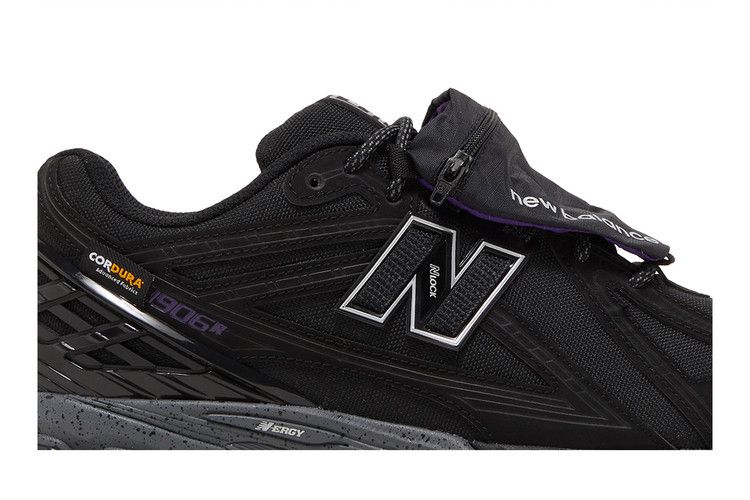 New Balance 1906R Cordura Pouch - Black
