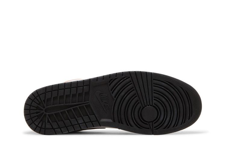 Air Jordan 1 Low Flight Club