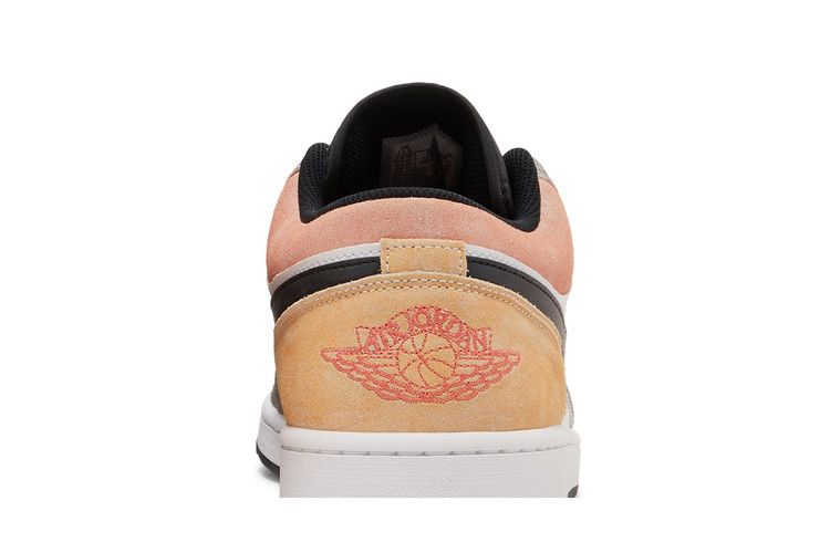 Air Jordan 1 Low Flight Club