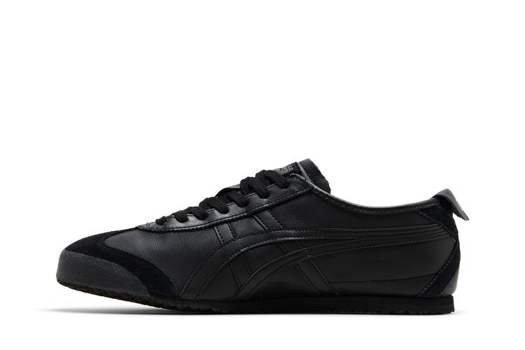 Mexico 66 Triple Black