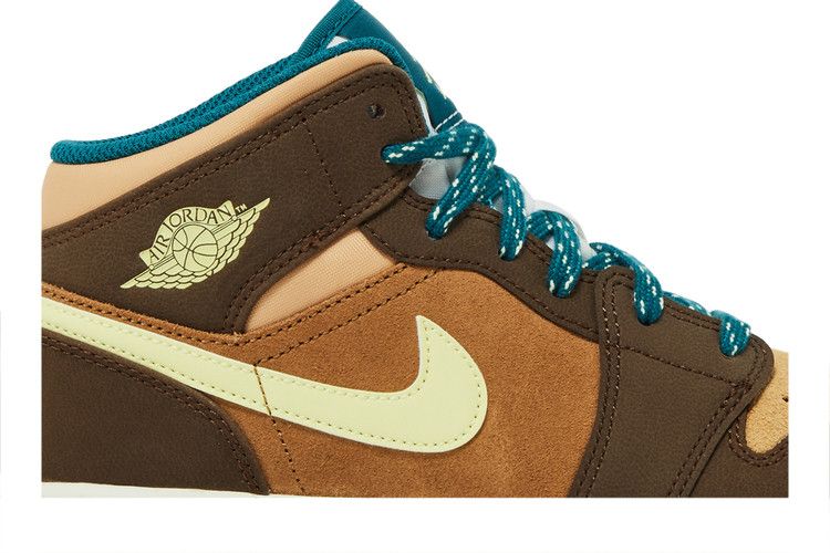 Air Jordan 1 Mid Cacao Wow