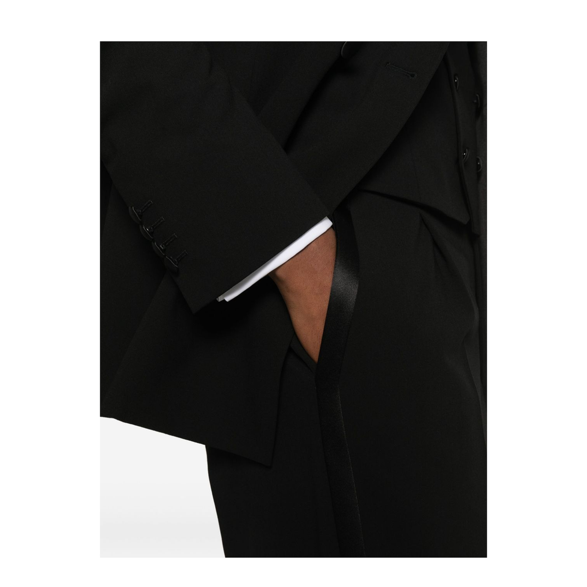 Suit Black