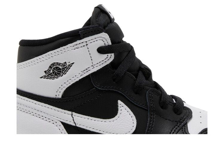 Air Jordan 1 Retro High OG TD Black White 2.0