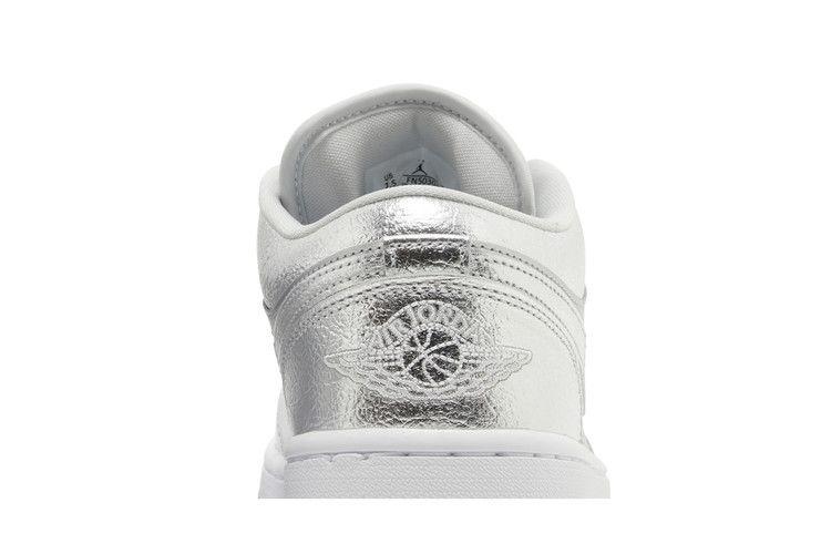 Wmns Air Jordan 1 Low SE 'Metallic Silver'