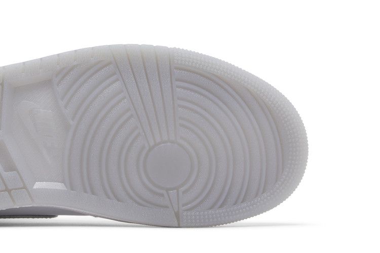 Air Jordan 1 Mid SE Metallic Silver