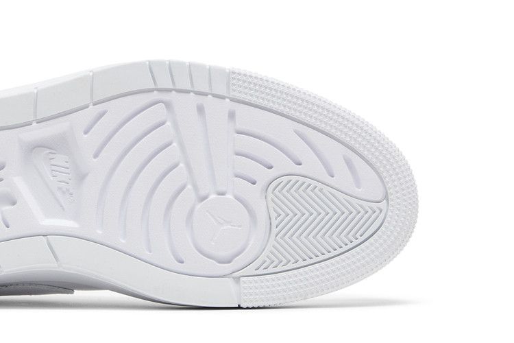 Wmns Air Jordan 1 Low Triple White