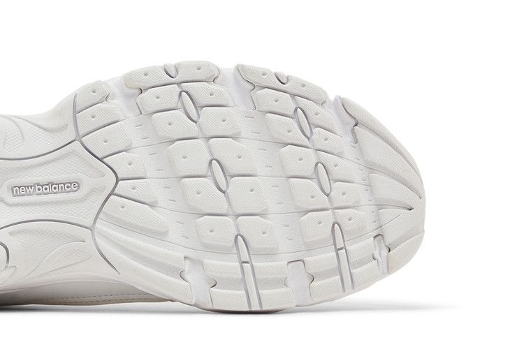 New Balance 530 Triple White