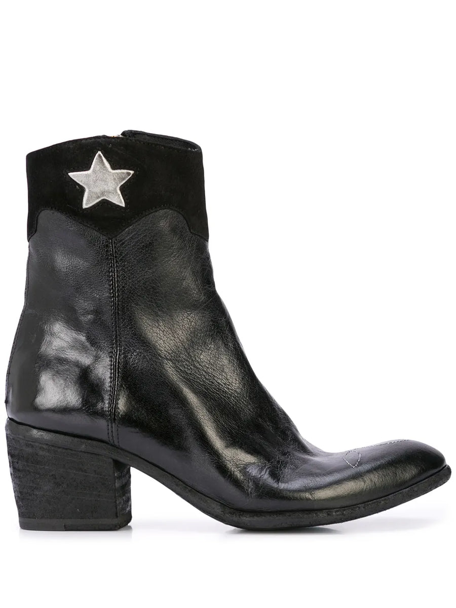star-detail cowboy boots
