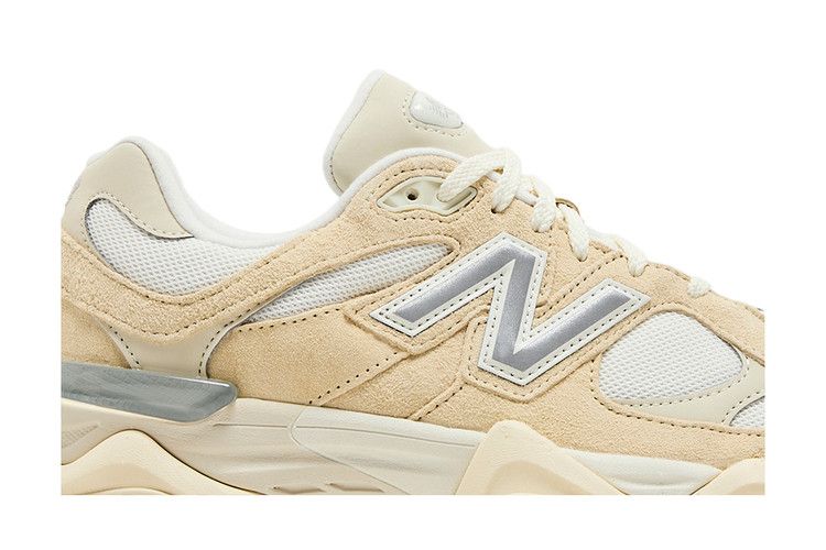 New Balance 9060 Calcium Sea Salt