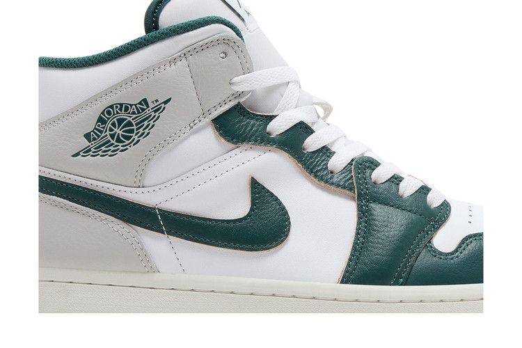 Air Jordan 1 Mid SE Oxidized Green