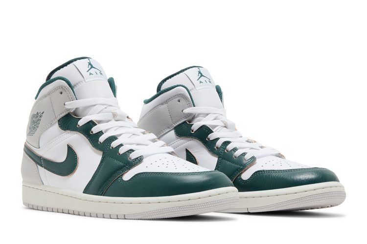 Air Jordan 1 Mid SE Oxidized Green