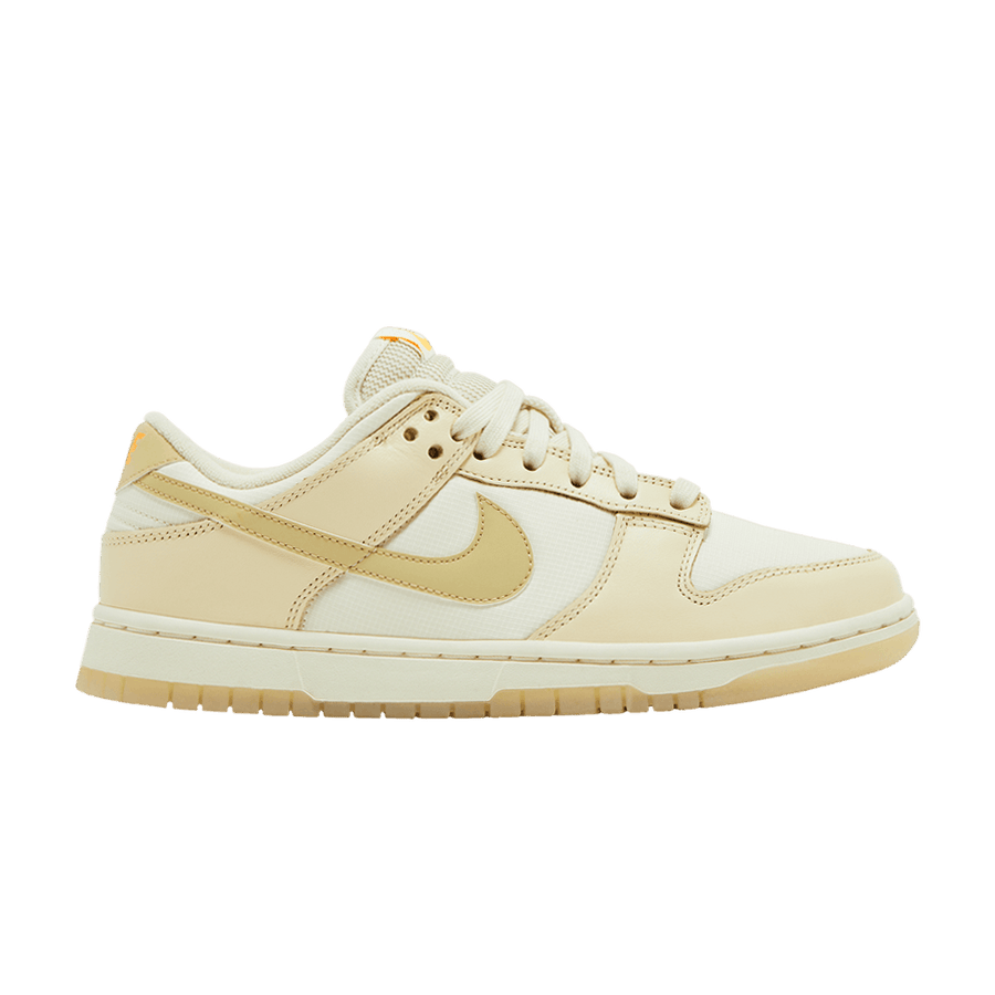 Wmns Dunk Low 'Muslin Team Gold'