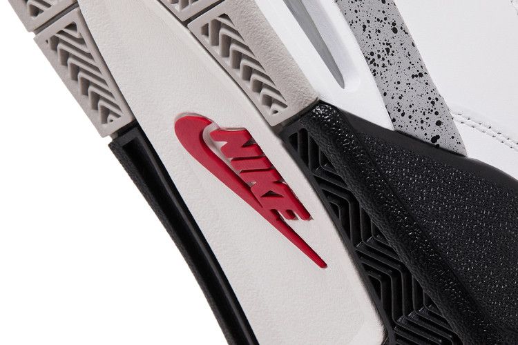 Air Jordan 4 Retro OG White Cement 2025