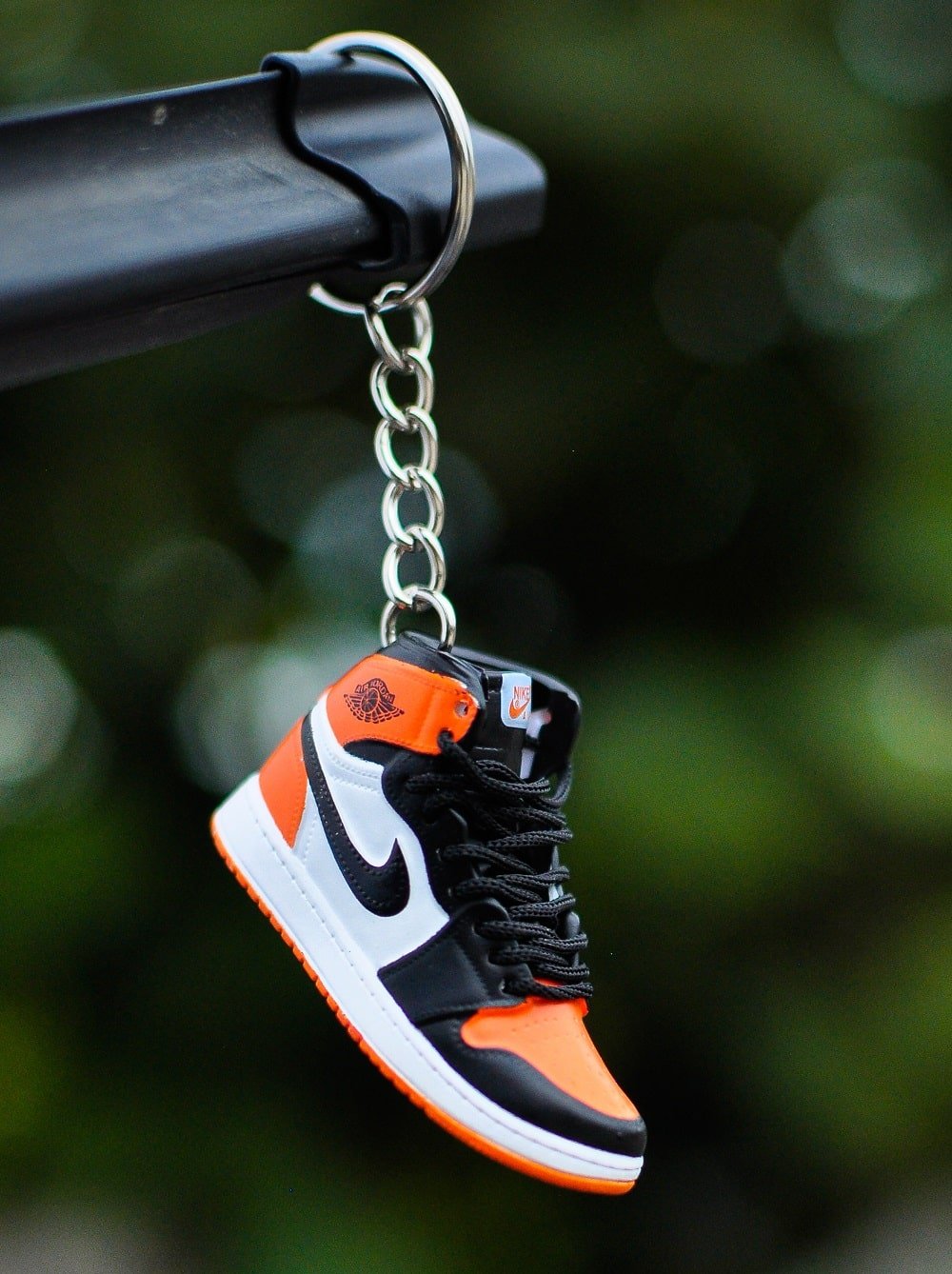 3D Sneaker Keychain Shattered backboard