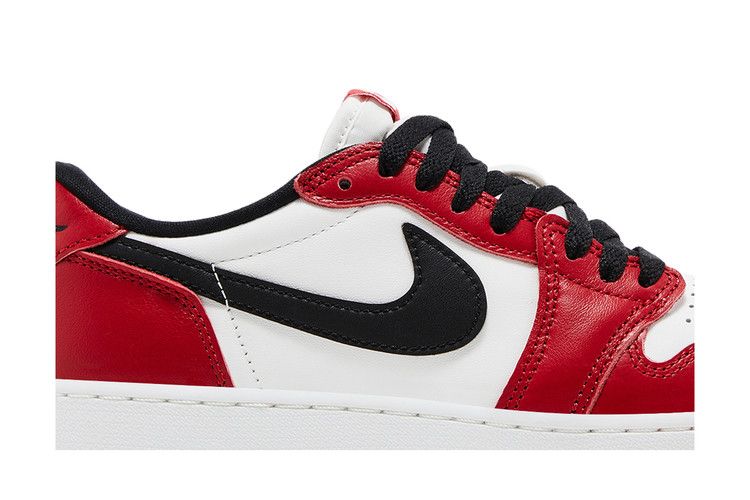 Air Jordan 1 Retro Low OG GS Chicago 2025