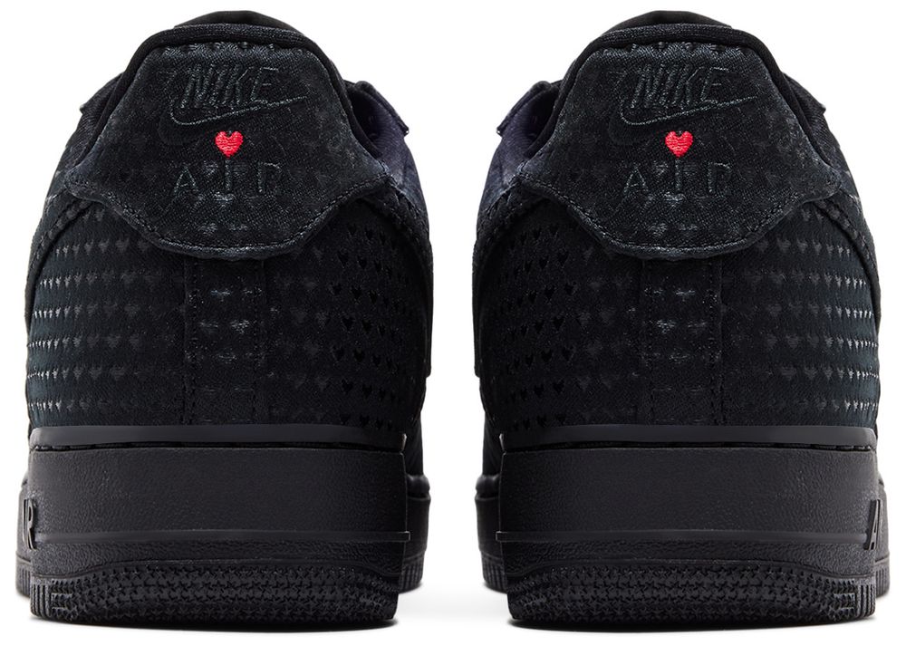 Nike Air Force 1 Low 'Valentine's Day Triple Black' 2026