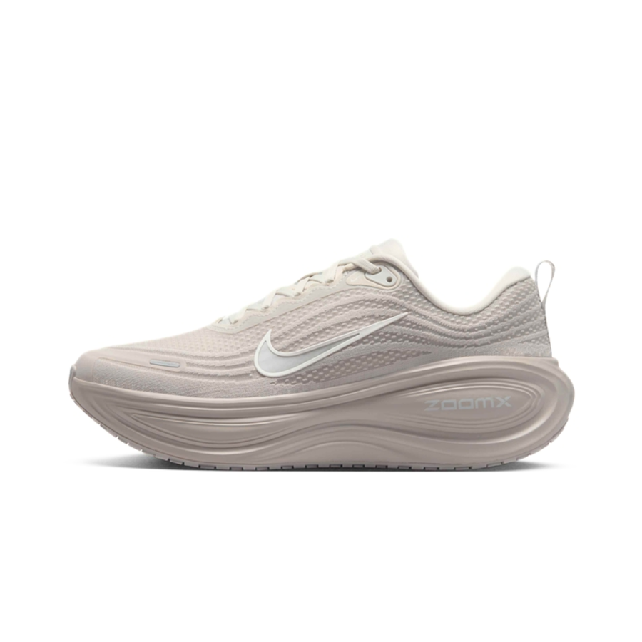 Nike Vomero Plus Light Bone