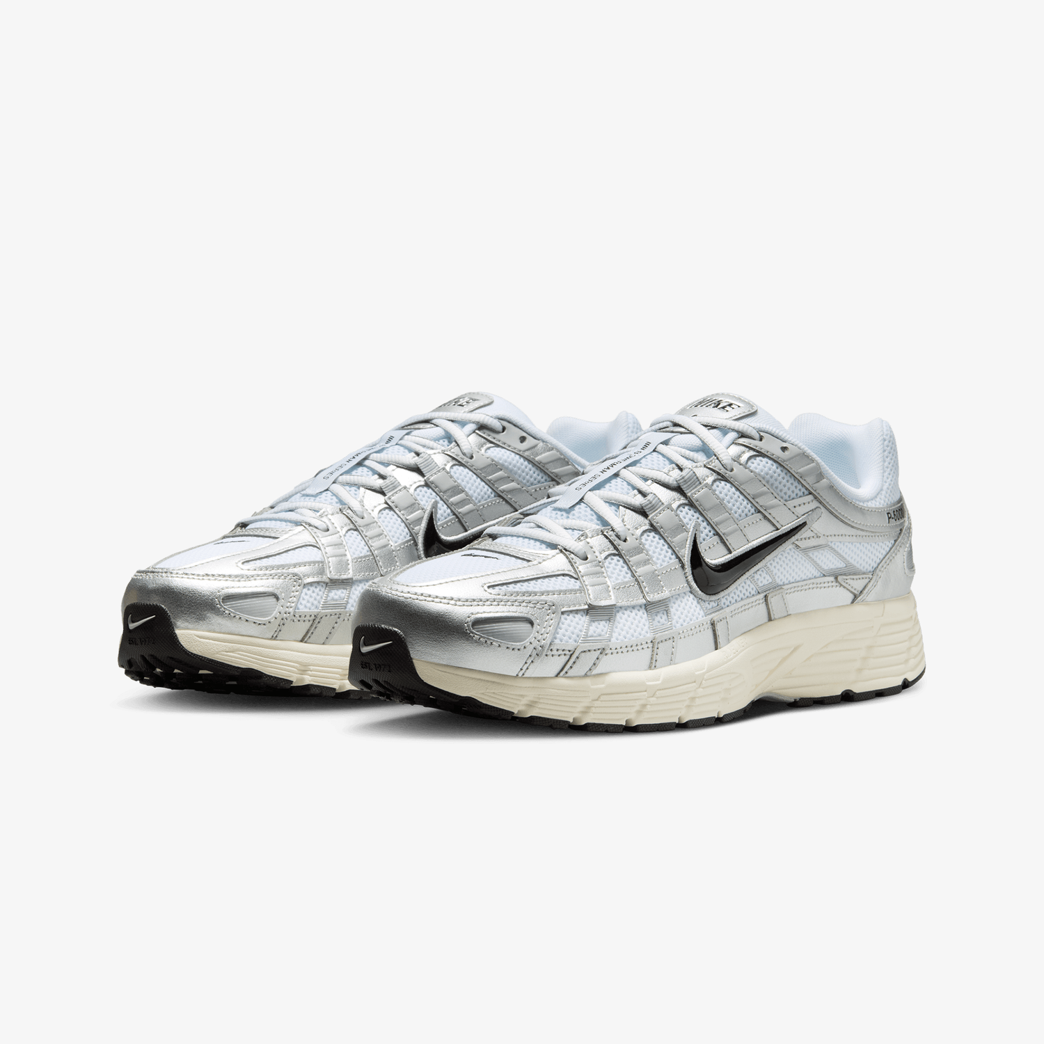 Nike P-6000 { WHITE/BLACK-METALLIC SILVER-FLT SILVER
