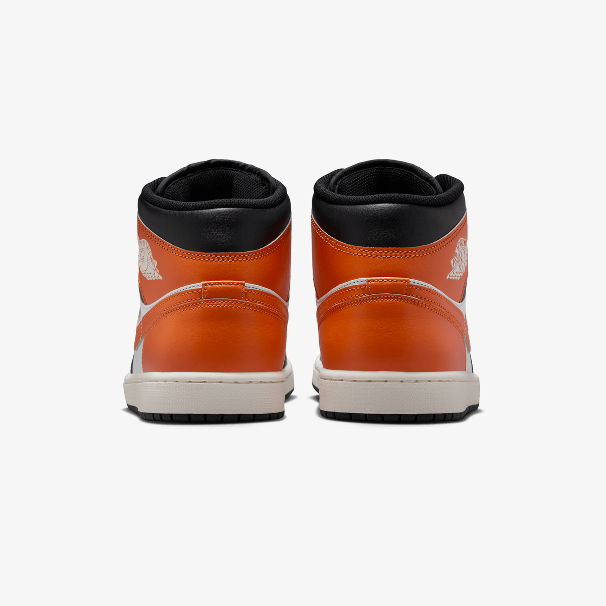 Air Jordan 1 Mid Black Toe Starfish