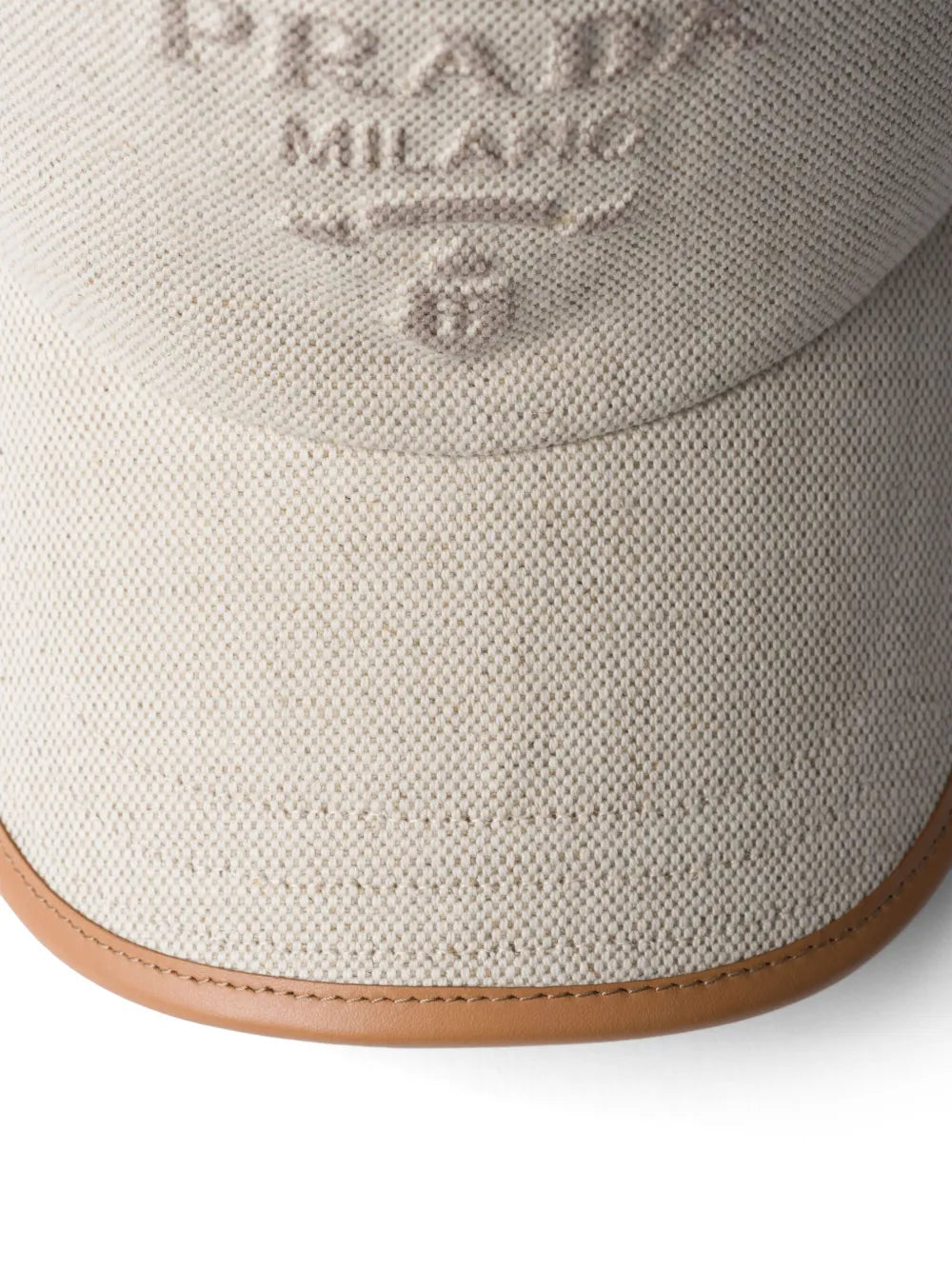 logo-embossed cap
