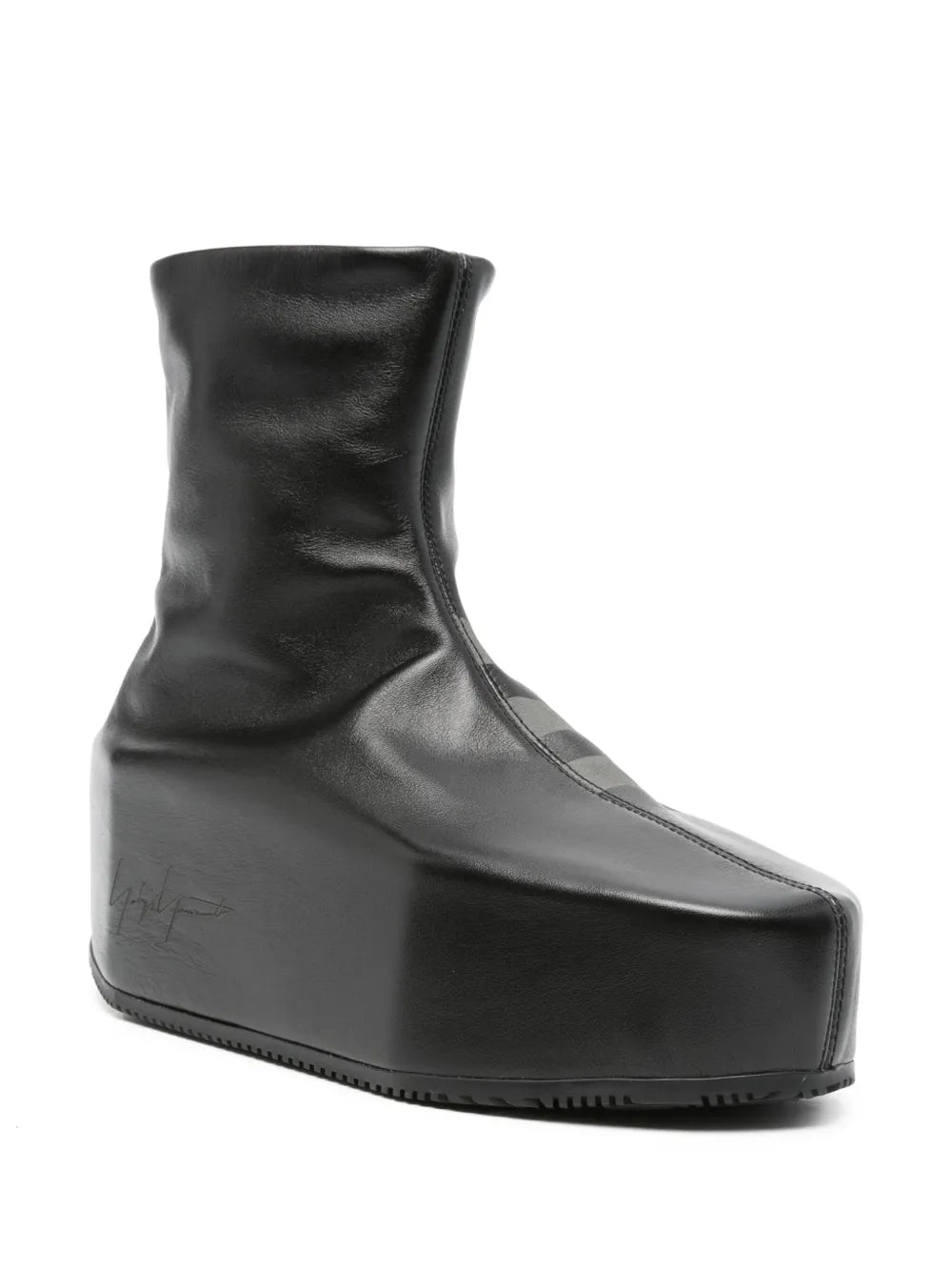 Kyasu boots