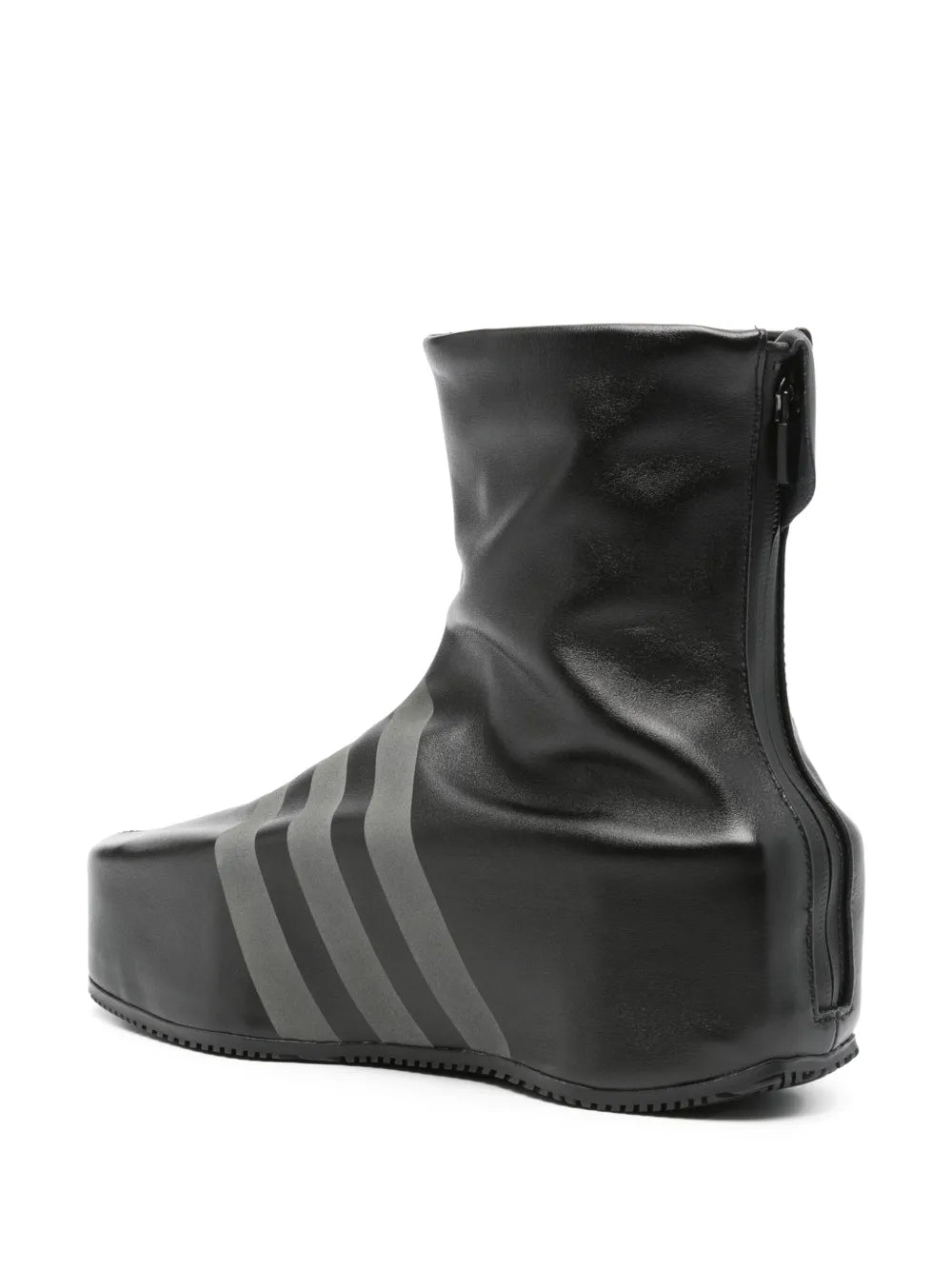 Kyasu boots