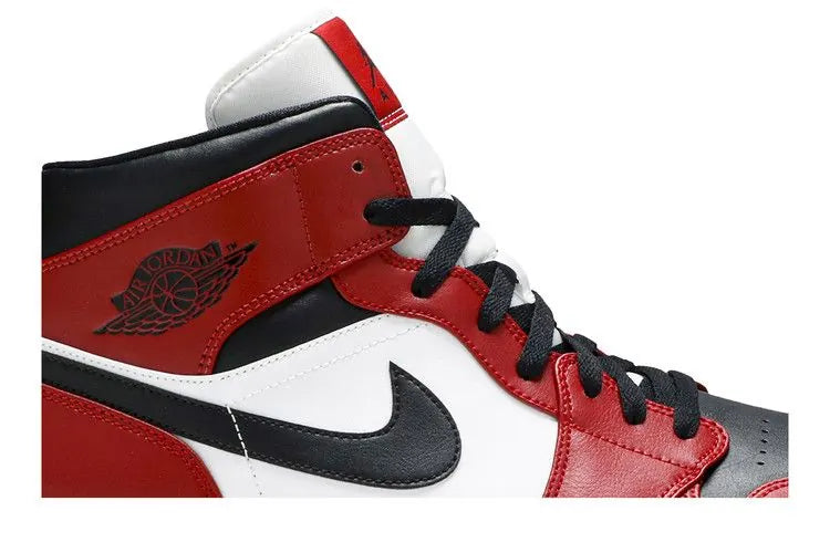 Air Jordan 1 Mid Chicago Black Toe