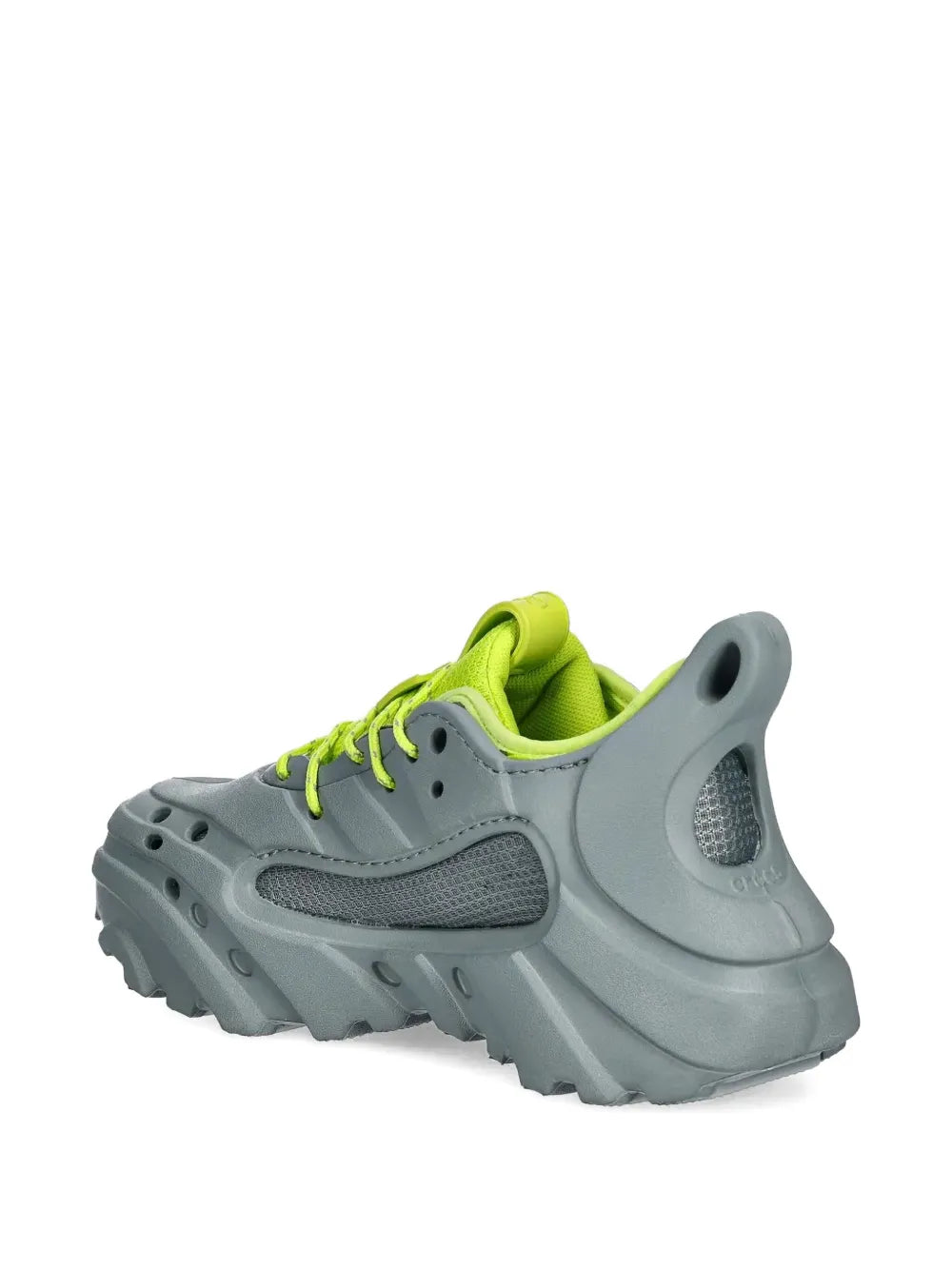 Nova Trek sneakers