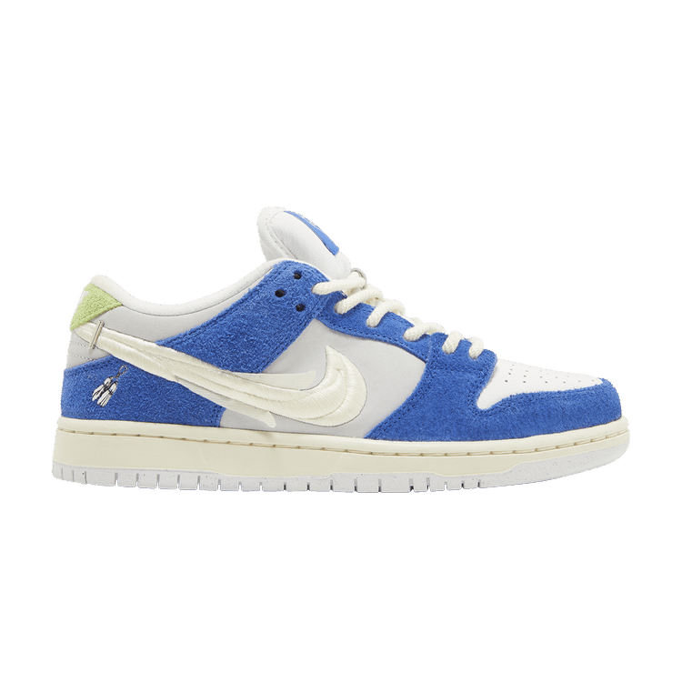 Fly Streetwear x Dunk Low Pro SB Gardenia