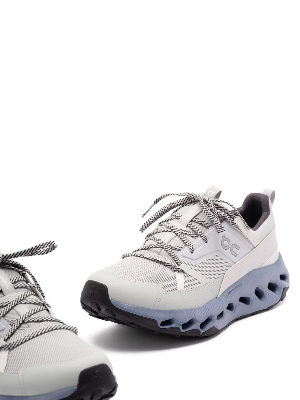 Cloudhorizon textured sneakers