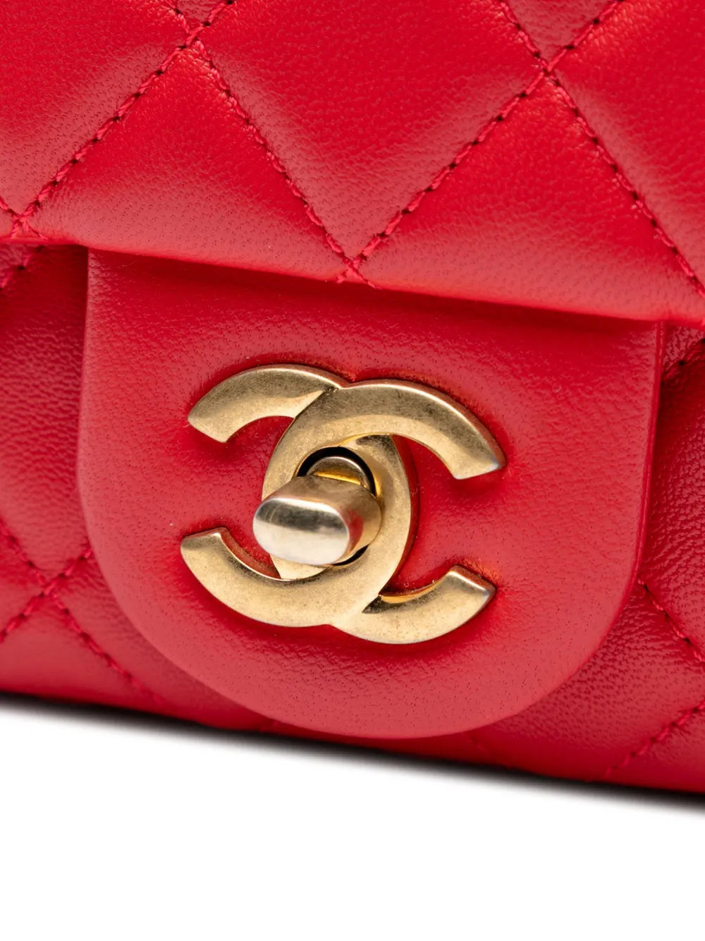 2019 Mini Square Classic Lambskin Pearl Crush Single Flap crossbody bag