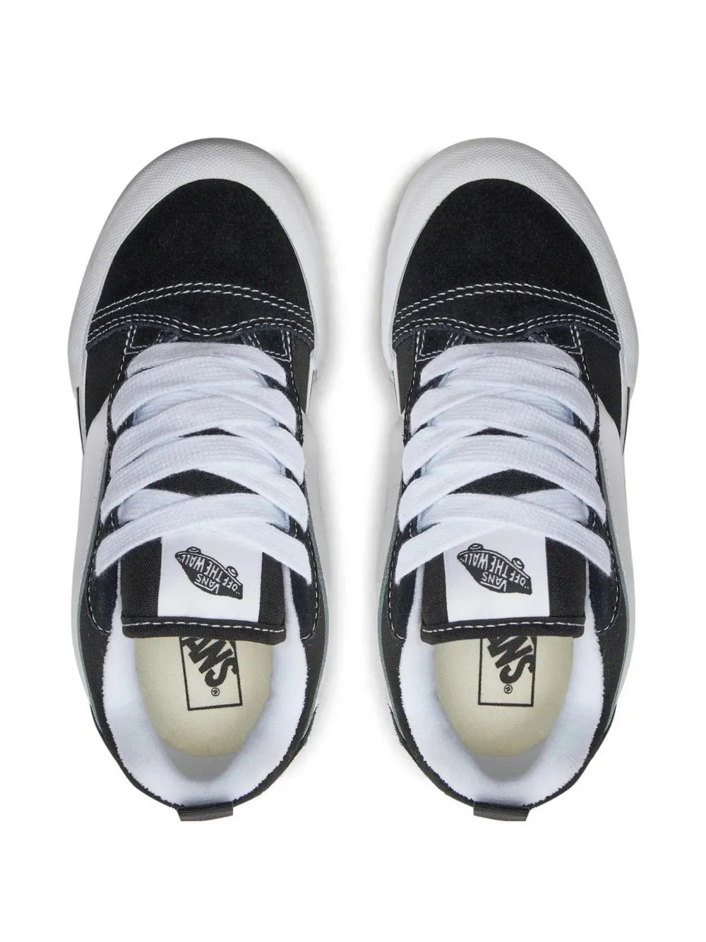 Knu Skool sneakers