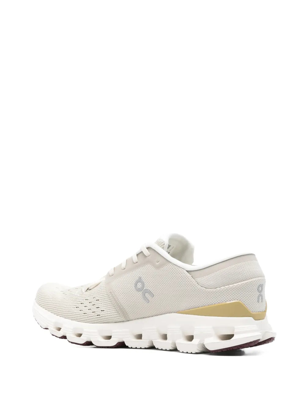Cloud X 4 sneakers