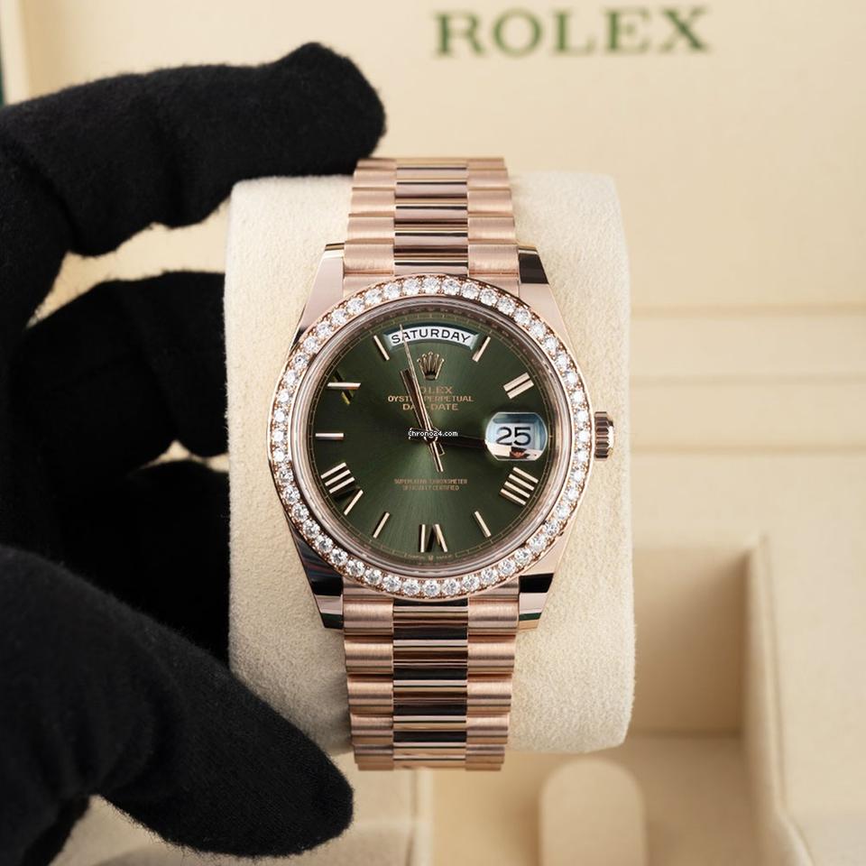 Rolex | Day-Date | 228345RBR | Rose gold | 40 mm | Rose gold | Green | Automatic