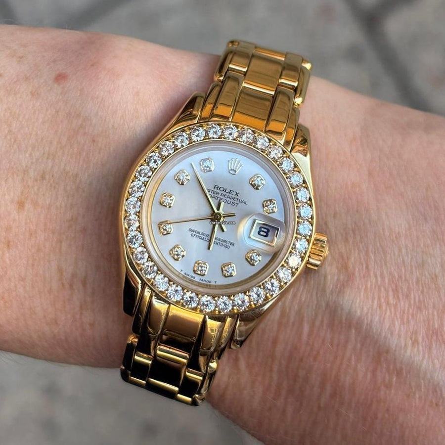 Rolex | Datejust | 69298 | Yellow gold | 29 mm | Yellow gold | Mother of pearl | Automatic