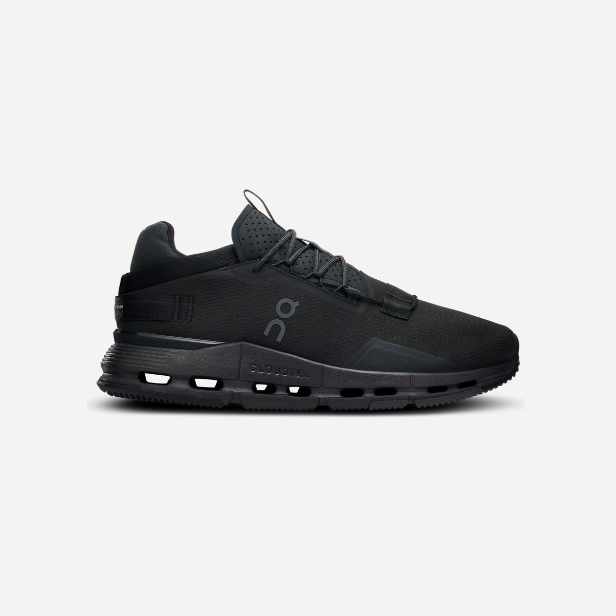 ON Running Cloudnova 2 All Black