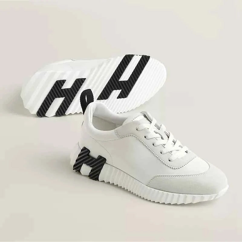 Bouncing sneaker