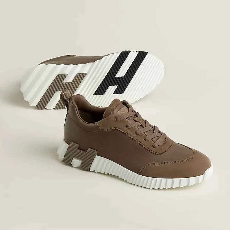 Bouncing sneaker