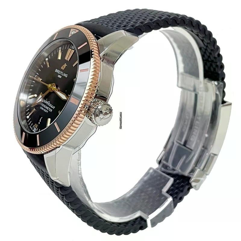 Breitling Superocean Heritage II B20 Automatic Black Dial Stainless Steel 44mm UB2030121 B1 S1 Complete Full Set