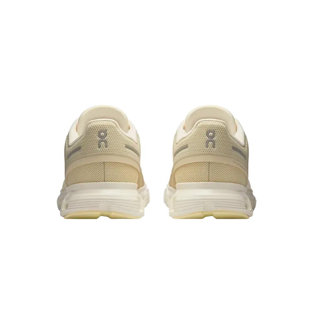 On Running Cloud 6 Castor Ivory (Women's)