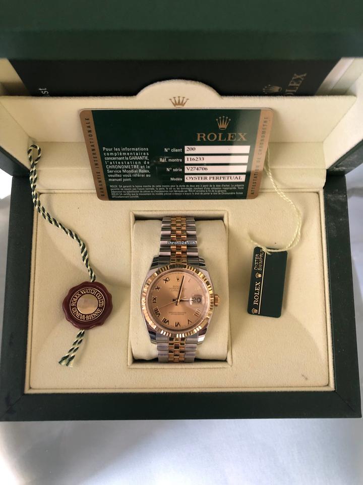 Rolex Oyster Perpetualyear 2009. Vintage. 18k gold. Stamps of authenticity.