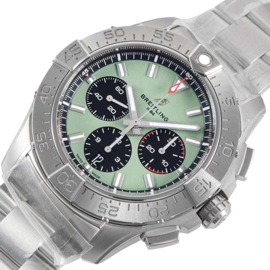 Breitling Avenger B01 Chronograph 44 AB0147101 L1 A1 Stainless Steel