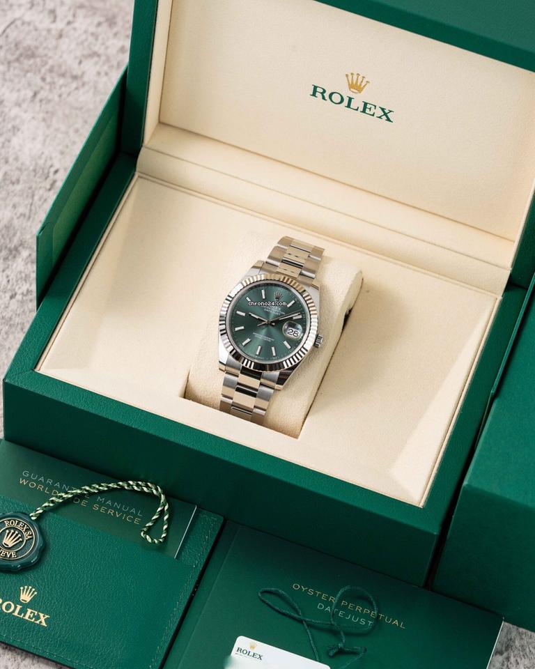 Rolex | Datejust | 126334 | Steel | 41 mm | Green | Automatic