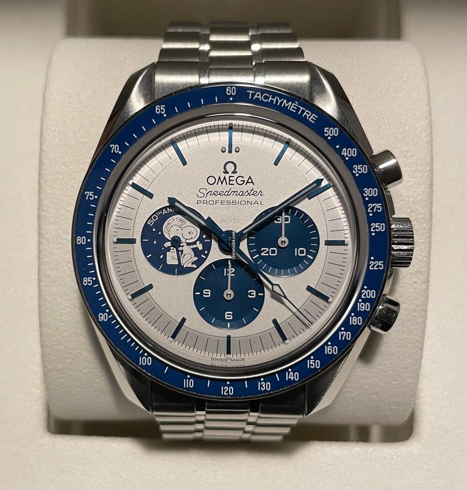 Omega Speedmaster Professional Moonwatch'Silver Snoopy Award' NEW Complete Set +Bracelet & Stickers | 50th Anniversary Ed