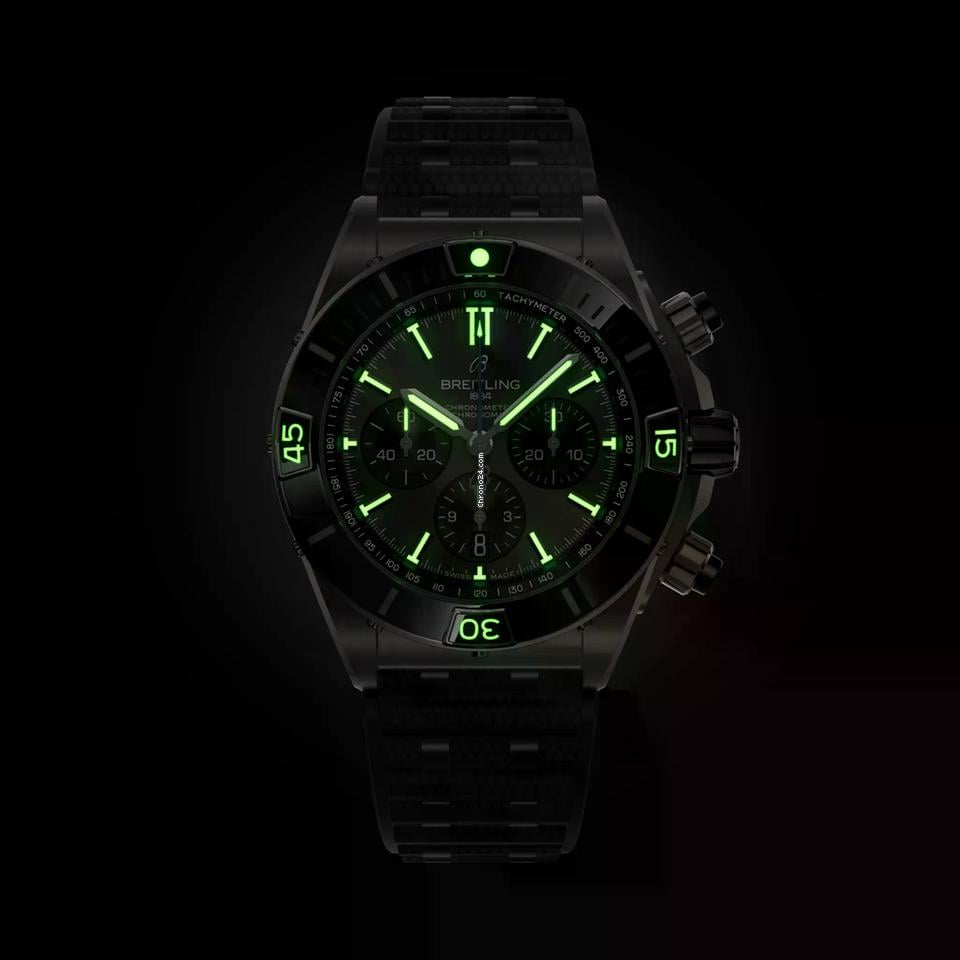 Breitling Chronomat Super Chronomat B01 44 Grey Dial Black Rubber Strap EB0136251 M1 S1 1/4th second chronograph 30-minute and 12-hour totalizers.