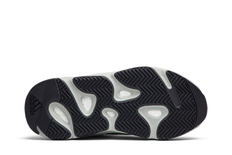 Yeezy Boost 700 Salt